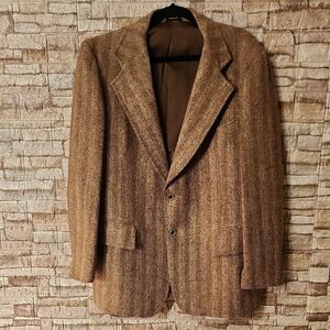 Harris Tweed Men's Brown  Blazer 100 % Virgin  Wool Strawbridge Clothier